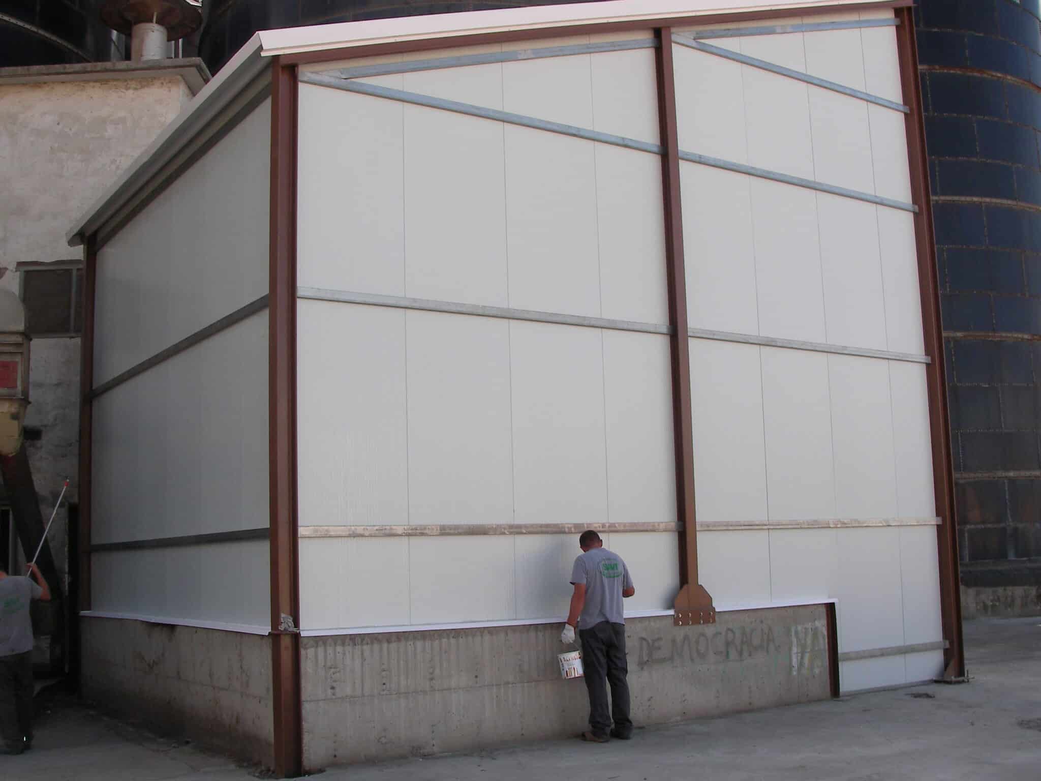 Panel sandwich de fachada