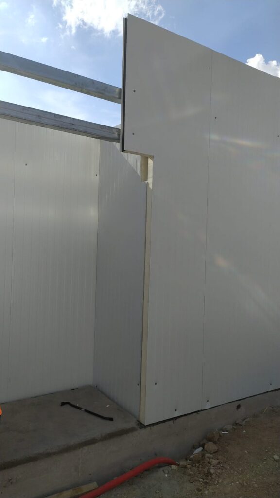 panel sandwich para construccion de viviendas