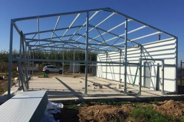 estructura metalica con uniones patentadas de starmodul